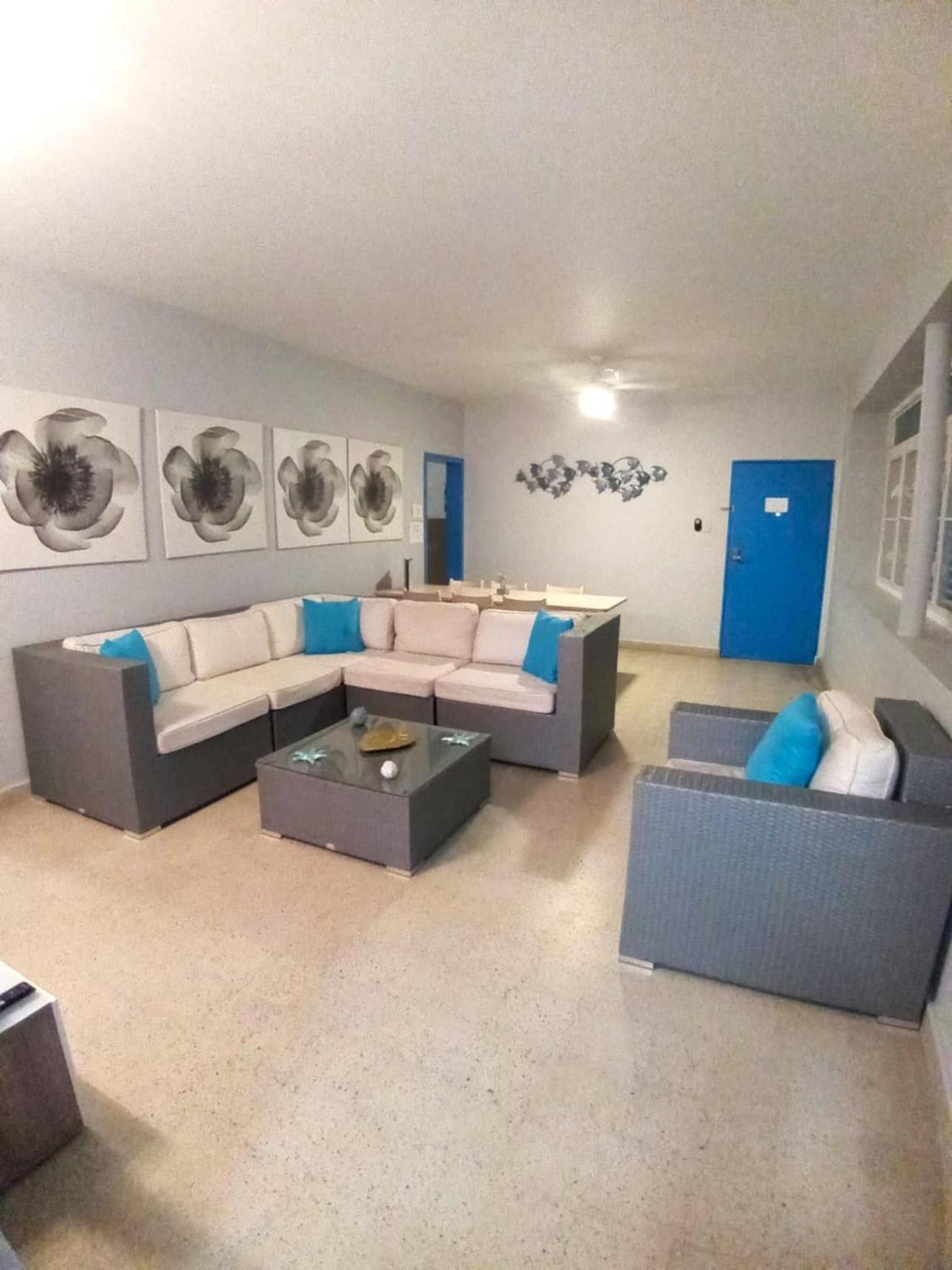 P4 Pr Rentals Condado Beach Guesthouse San Juan Bagian luar foto