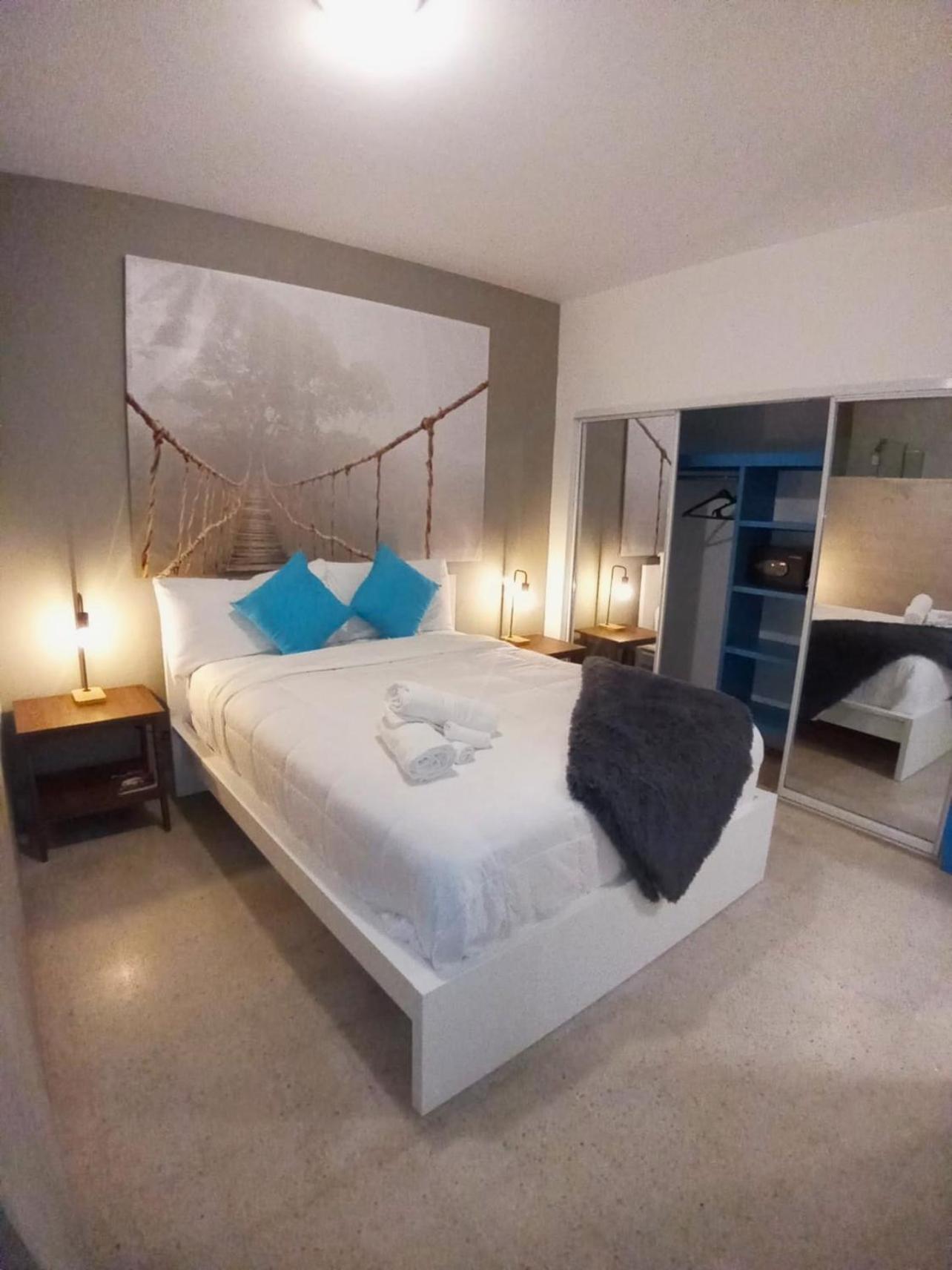 P4 Pr Rentals Condado Beach Guesthouse San Juan Bagian luar foto